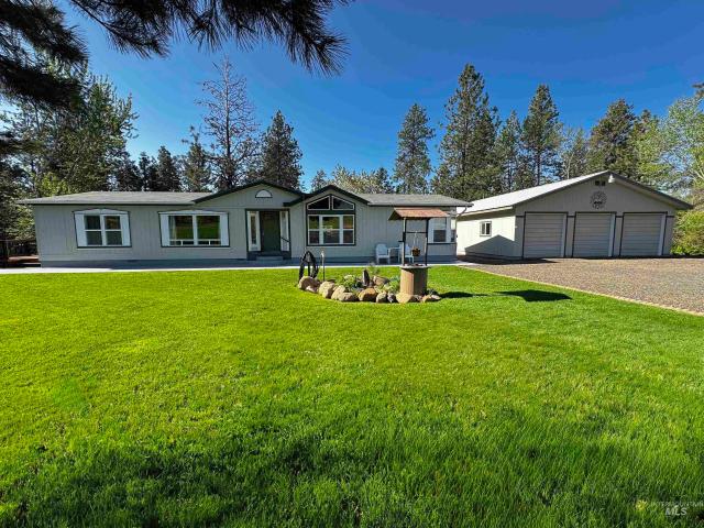 House for sale in Cambridge, Idaho