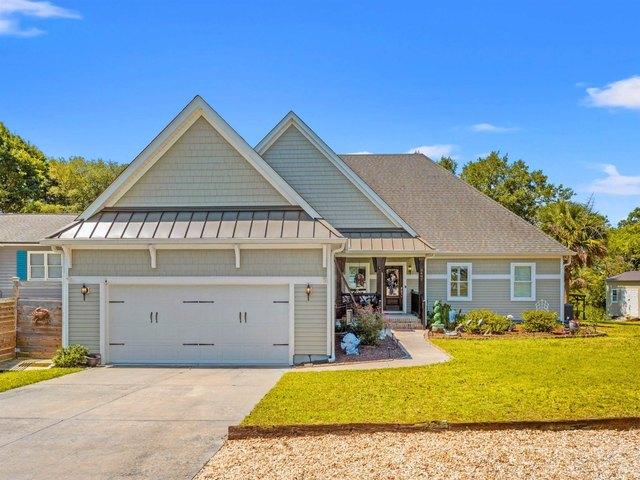 House for sale in Ash, North Carolina