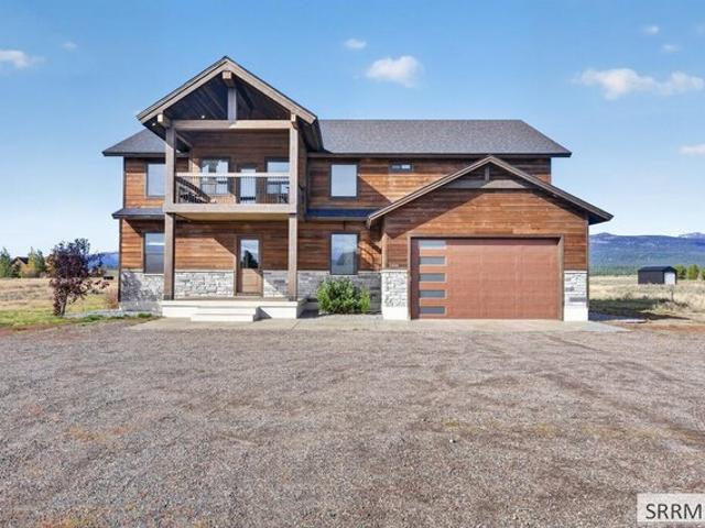 House for sale in Island Park, Fremont County