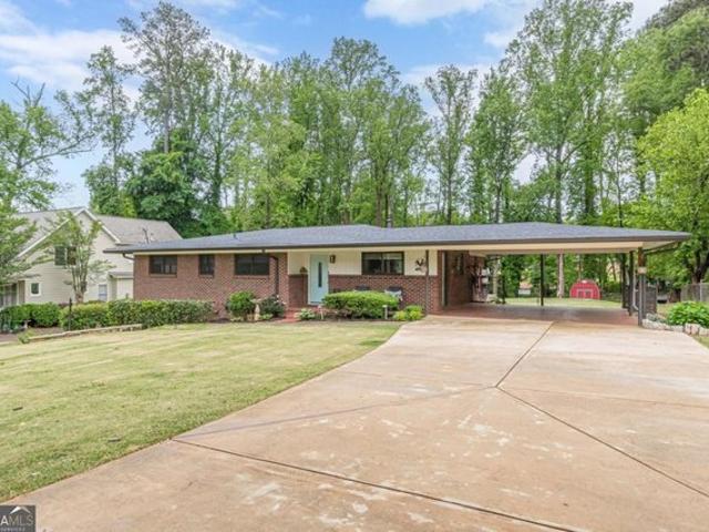 House for sale in College Park, Fulton County