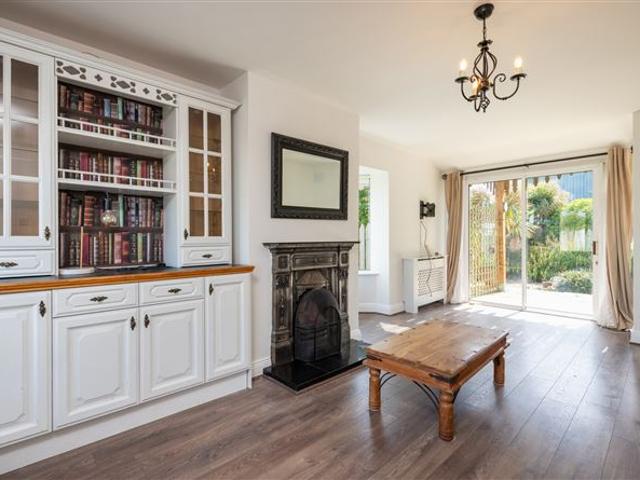 Detached House for sale in Loch Garman, North Tipperary