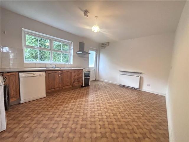 Terraced House for sale in Mayo, Connacht