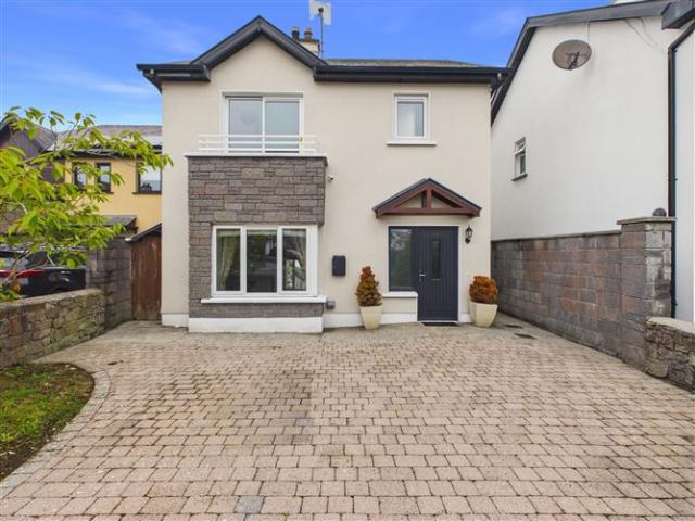 Detached House for sale in Gorteeny, Connacht