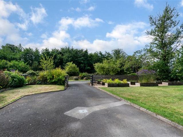 Detached House for sale in Blessington, North Tipperary