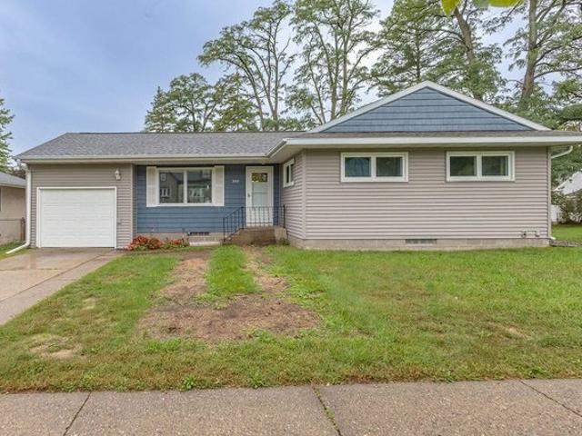House for sale in Onalaska, La Crosse County