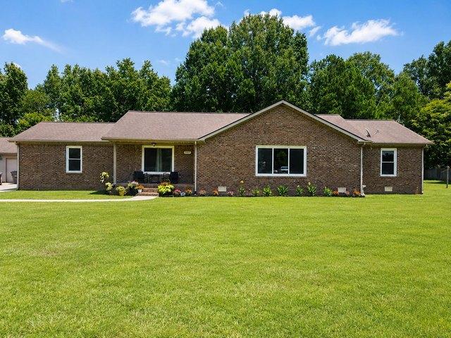 House for sale in Ledbetter, Livingston County