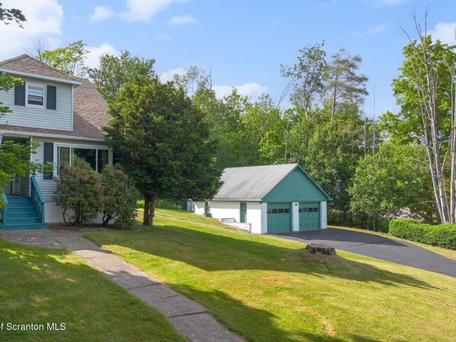 House for sale in Chinchilla, Pennsylvania