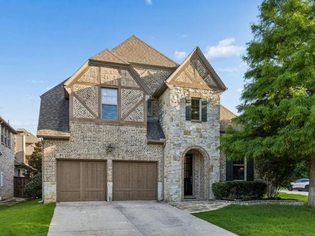 House for sale in Grapevine, Texas