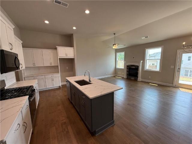Townhouse for sale in Canton