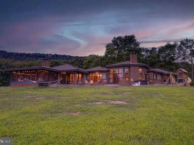 House for sale in Warfordsburg, Pennsylvania