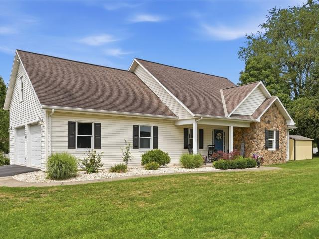 House for sale in Indianola, Pennsylvania