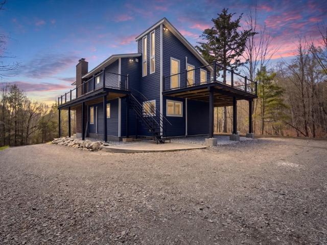 House for sale in Washington, Hinsdale