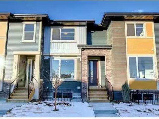 House for sale in Chestermere, Alberta