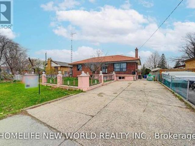 House for sale in Oakville, Ontario