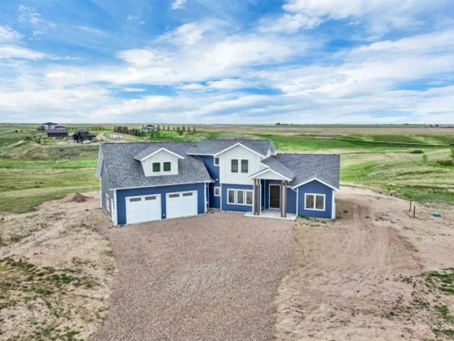 House for sale in Alberta