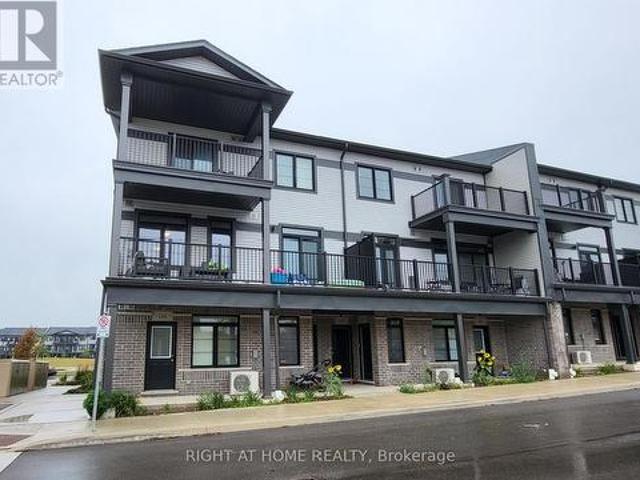 Townhouse for rent in Kitchener, Ontario