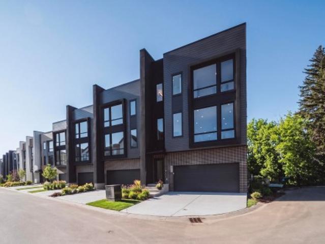 Townhouse for sale in Heritage Point, Edmonton