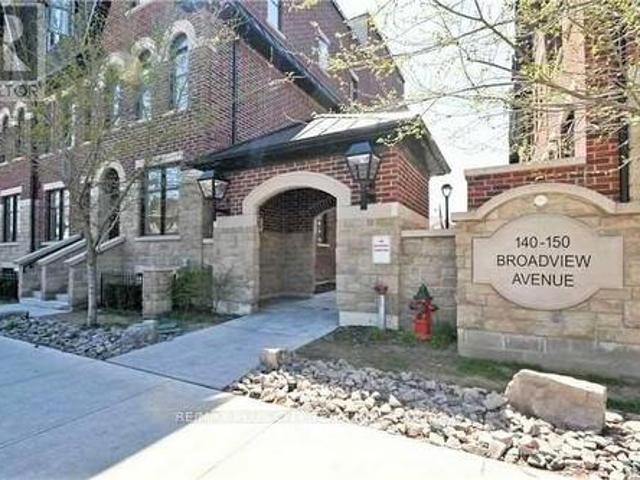 Townhouse for rent in Woburn, Ontario