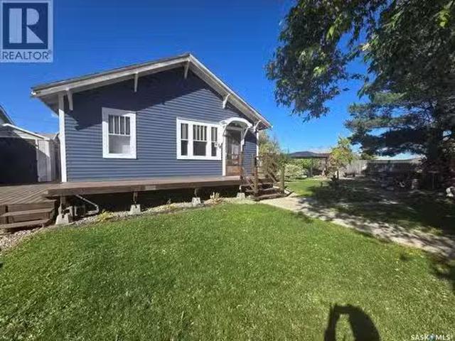 House for sale in St. Benedict