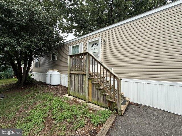 House for sale in Lothian, Maryland