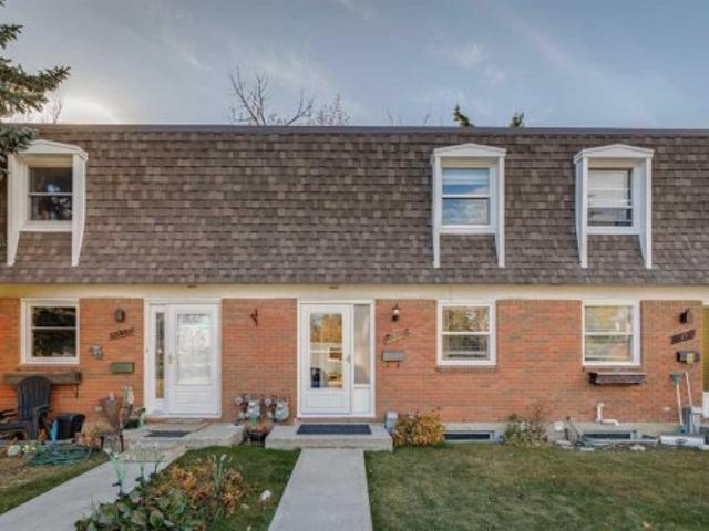Townhouse for sale in Canyon Meadows, Calgary
