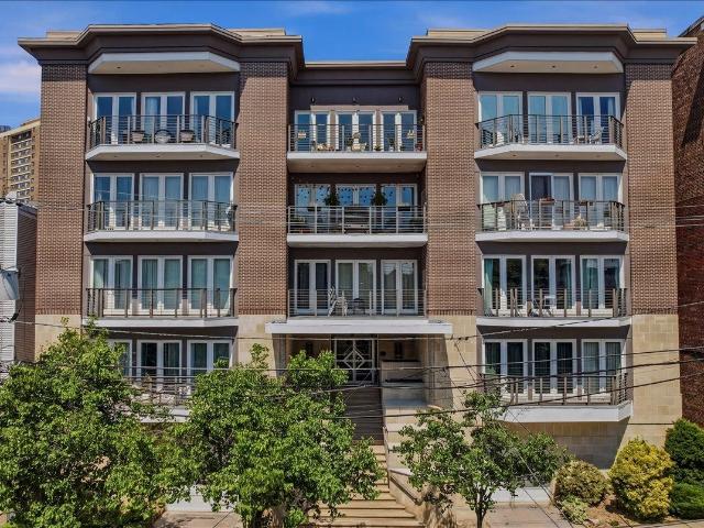 Condo for sale in Hudson, New Jersey
