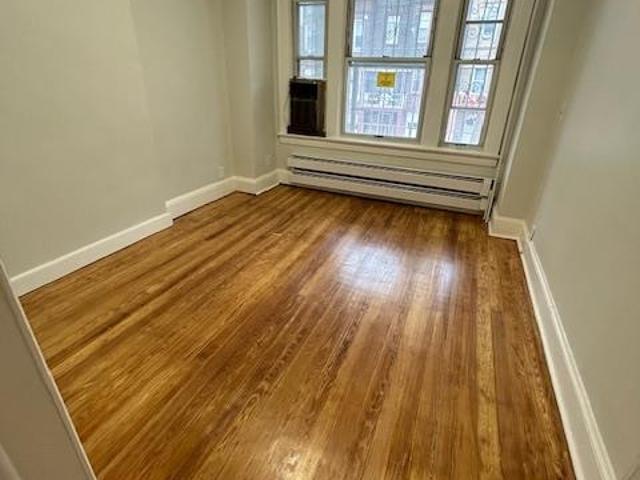 House for sale in Hudson, New Jersey