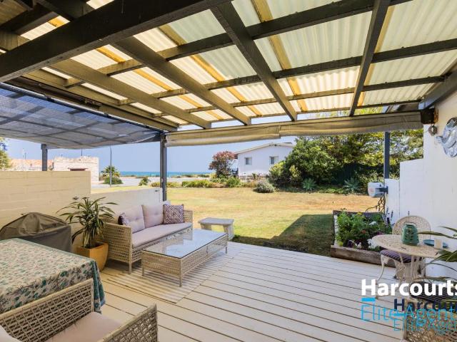 Townhouse for sale in Shoalwater, Western Australia