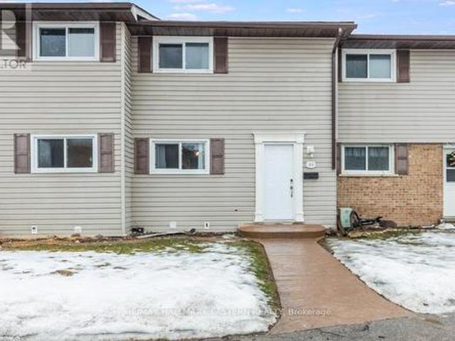 Townhouse for sale in Peterborough, Ontario