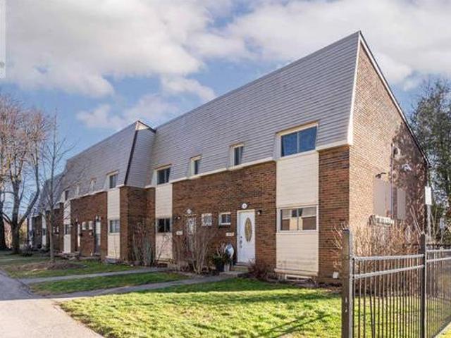 House for sale in Hamilton, Ontario