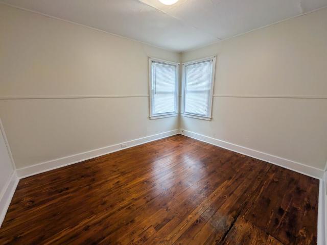 House for rent in Fort Erie, Golden Horseshoe