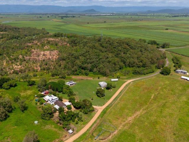 Cottage for sale in Hinchinbrook, Queensland