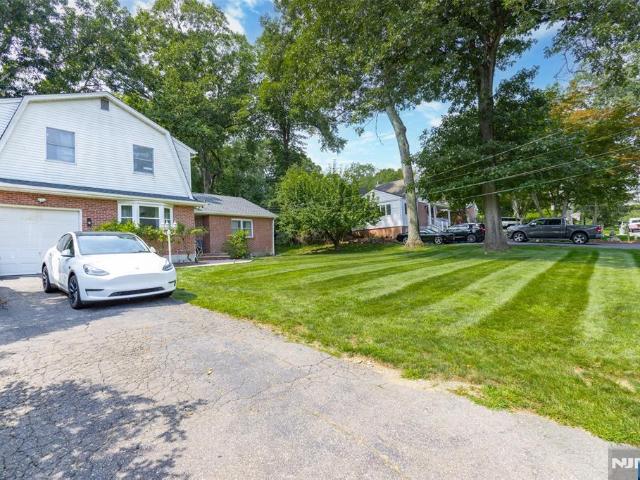 Property for rent in Oakland, New Jersey