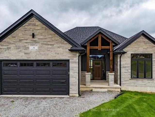 House for sale in Simcoe, Ontario