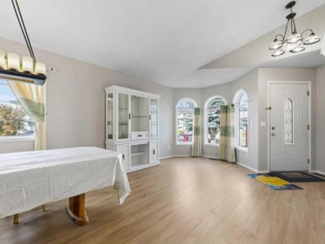 House for sale in Applewood Park, Calgary