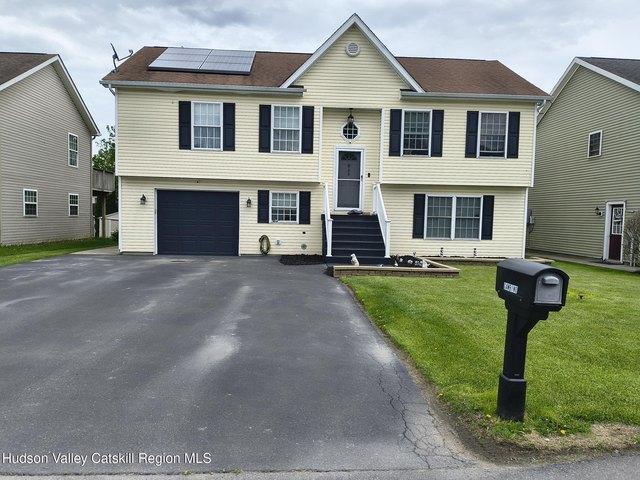 House for sale in Hudson, New York