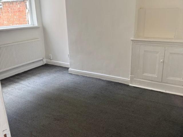 Apartment for rent in West End, Old Wharf