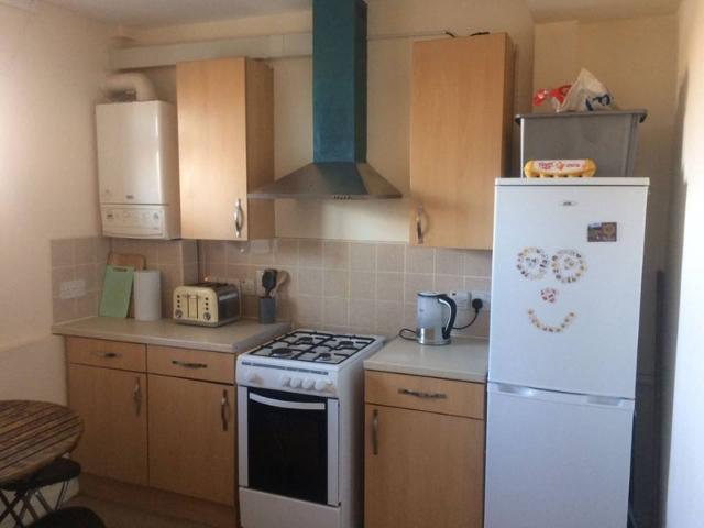 Apartment for rent in Poplar Grove, Greater London
