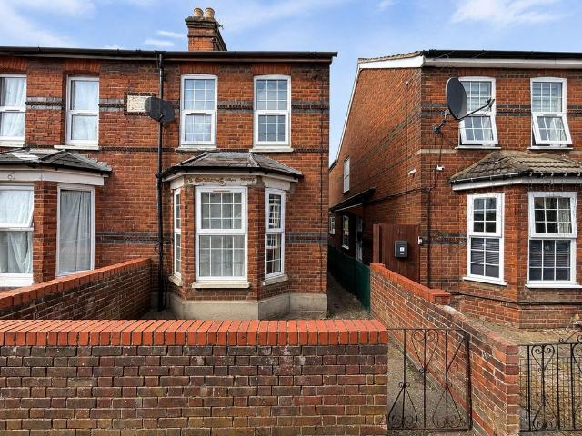 House for rent in Castlefield, Cressex
