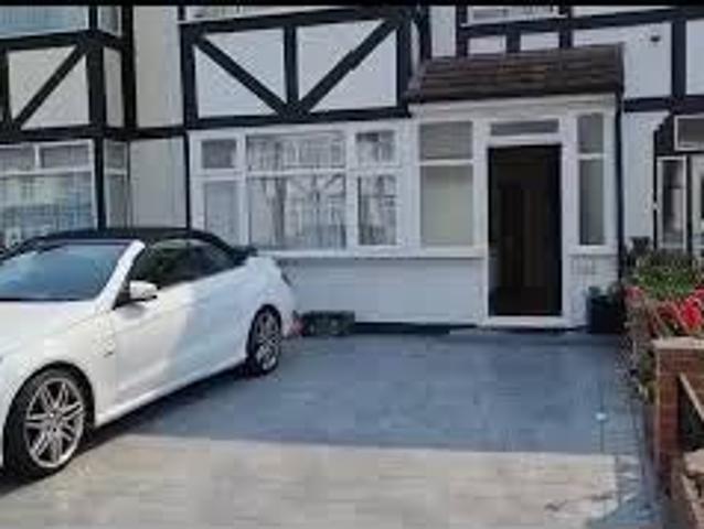 House for rent in London Borough of Ealing, Greenford