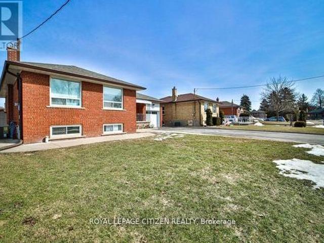 House for rent in Woburn, Ontario