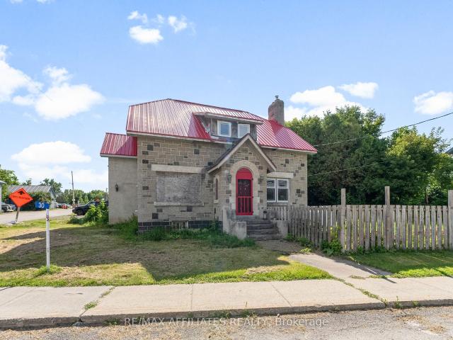 House for sale in Edwardsburgh cardinal, Ontario