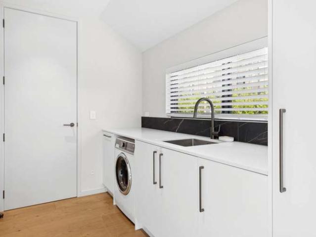 House for sale in Otakou