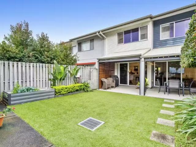 Condo for rent in Fernbrook, Queensland