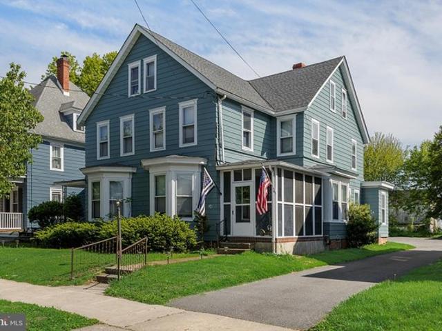 Townhouse for sale in Woodstown, New Jersey