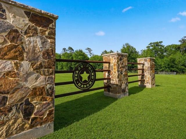 Land for sale in Walker, Texas
