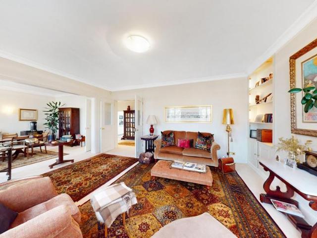 Apartment for rent in Marylebone, Greater London