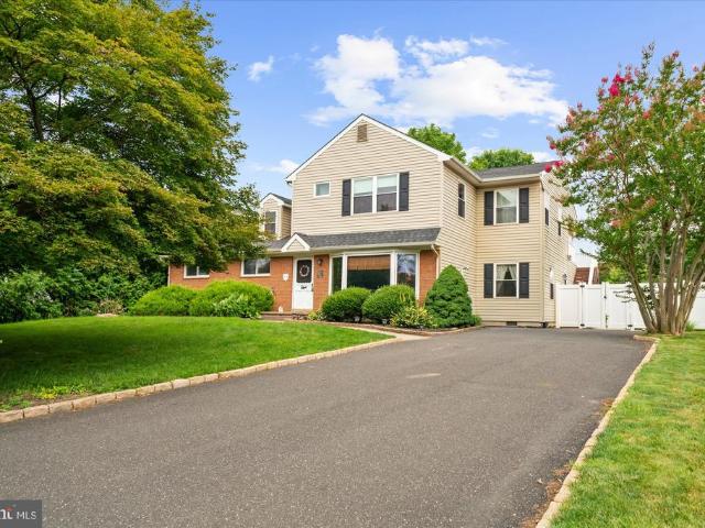 House for sale in Horsham, Pennsylvania