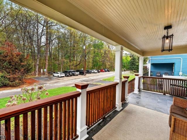House for sale in Essex Fells, New Jersey