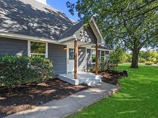 House for sale in Pottsboro, Texas